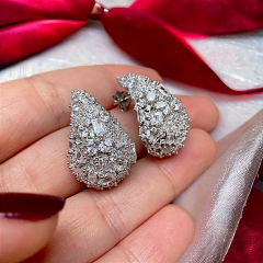 Bottega Model, Swarovski Taşlı İthal Gümüş Küpe