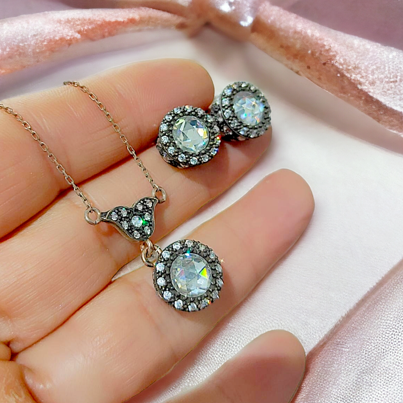 Elmas Montur Altın kaplamalı Gümüş Kolye Küpe Set