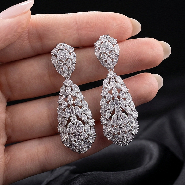 Swarovski Taşlı Altın Kaplamalı İthal Gümüş Set