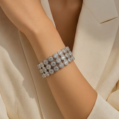 Swarovski  Taşlı  Altın Kaplamalı Suyolu Gümüş Bileklik