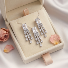 Bagety  Swarovski Taşlı, Altın kaplamalı Gümüş Set