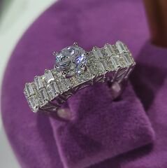 Swarovski Bagety Taşlı, Altın Rodajlı Gümüş Yüzük