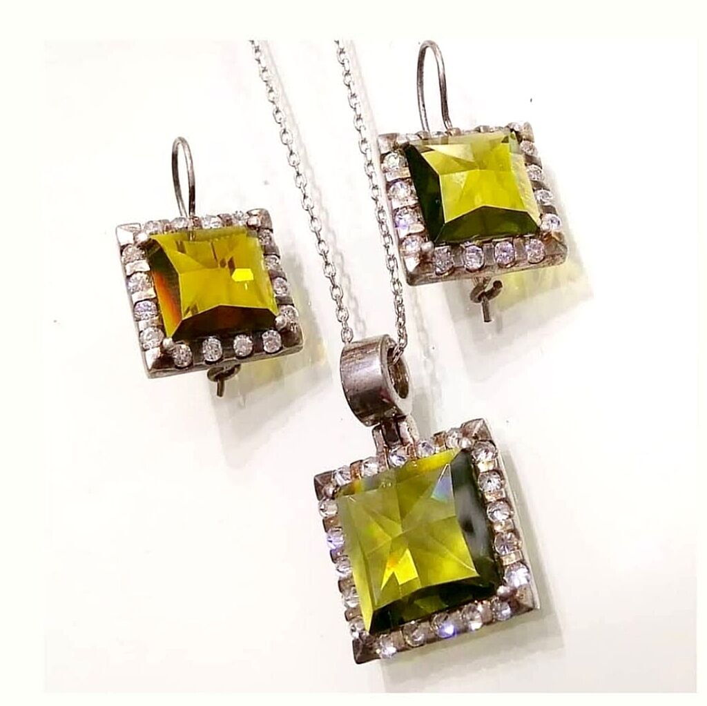 Yeşil Topaz Taşlı, Altın kaplamalı Gümüş Set