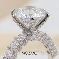 Mozanit Taşlı Yüksek Karat Altın Rodajlı Gümüş Tektaş Yüzük