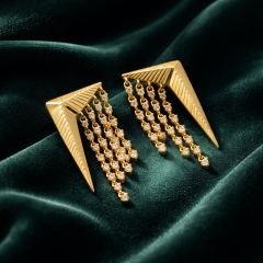 Swarovski Taşlı Altın Rodajlı Tasarım İthal Gümüş Küpe