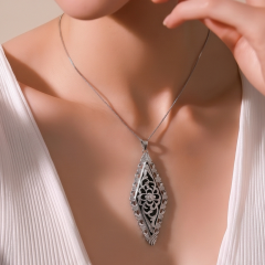 Oltu Taşlı Mekik Model Elişi Tasarım Gümüş Kolye