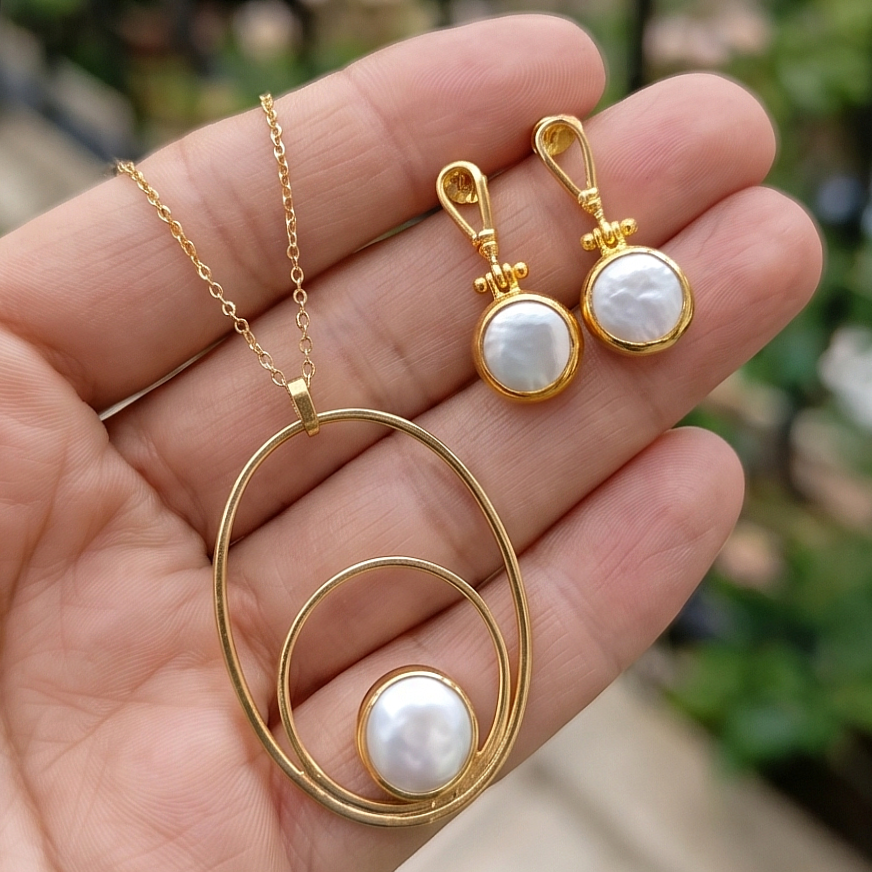 İnci Taşlı Altın Kaplamalı Tasarım Gümüş Kolye Küpe Set