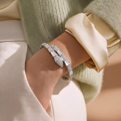 Swarovski ve Sedef taşlı Bulgary model Gümüş Bilezik