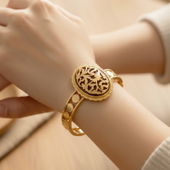 Oltu Taşlı Gold Altın Kaplamalı Tasarım Gümüş Bilezik